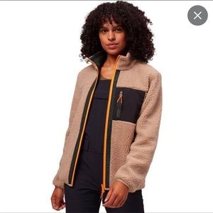 Teddy Fleece Jacket in Beige with Contrast Trim